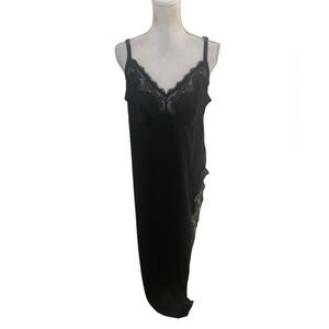 NWT Savage X Fenty Black Lace Trim high side slit Chemise nightgown size 1x